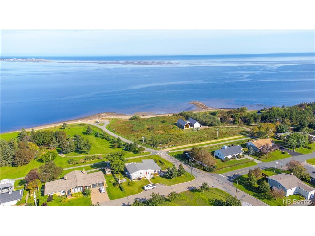 









Lot


de l'Eglise

ST,
Caraquet,







NB
E1W 1A5

