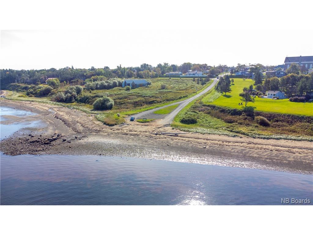 









Lot


de l'Eglise

ST,
Caraquet,







NB
E1W 1A5

