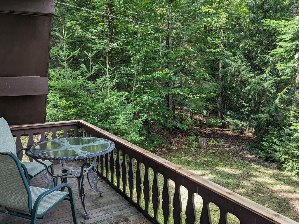 









2750


Rue des Bouleaux

,
Sainte-Adèle,




QC
J8B1K6

