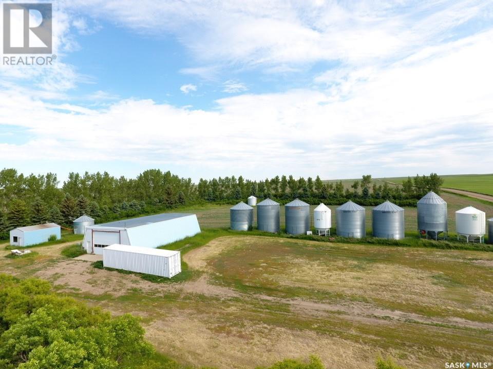 












B. Hennes Acreage

,
Chesterfield Rm No. 261,




Saskatchewan
S0L0Y0

