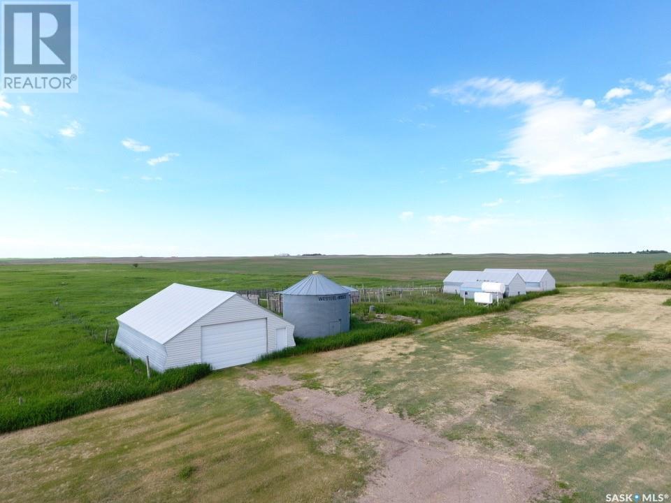 












B. Hennes Acreage

,
Chesterfield Rm No. 261,




Saskatchewan
S0L0Y0

