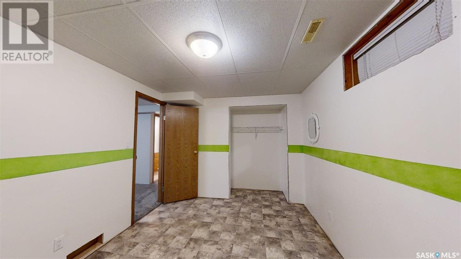 












B. Hennes Acreage

,
Chesterfield Rm No. 261,




Saskatchewan
S0L0Y0


