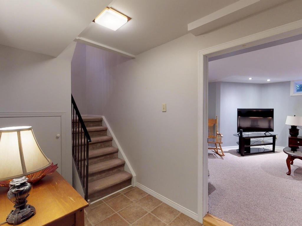 









76


Rue des Capucines

,
Gatineau (Hull),




QC
J9A1S9

