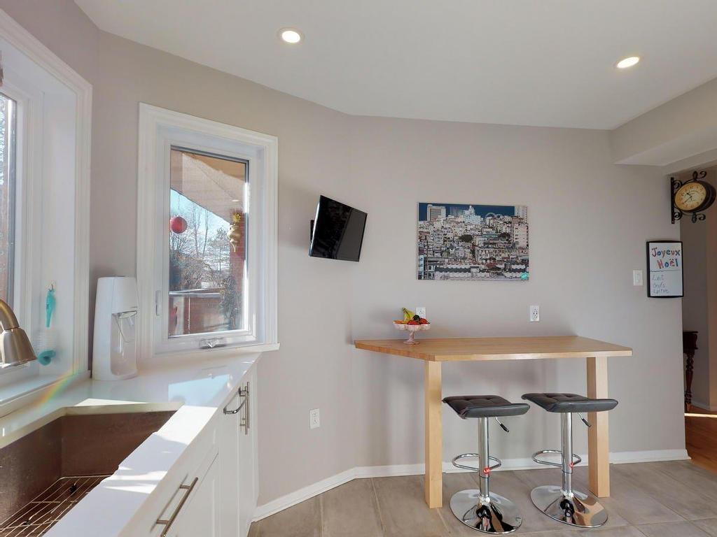









76


Rue des Capucines

,
Gatineau (Hull),




QC
J9A1S9

