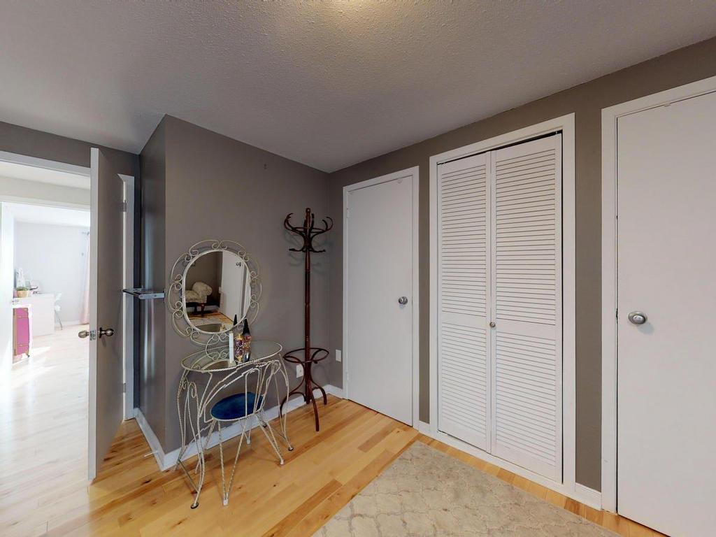 









76


Rue des Capucines

,
Gatineau (Hull),




QC
J9A1S9

