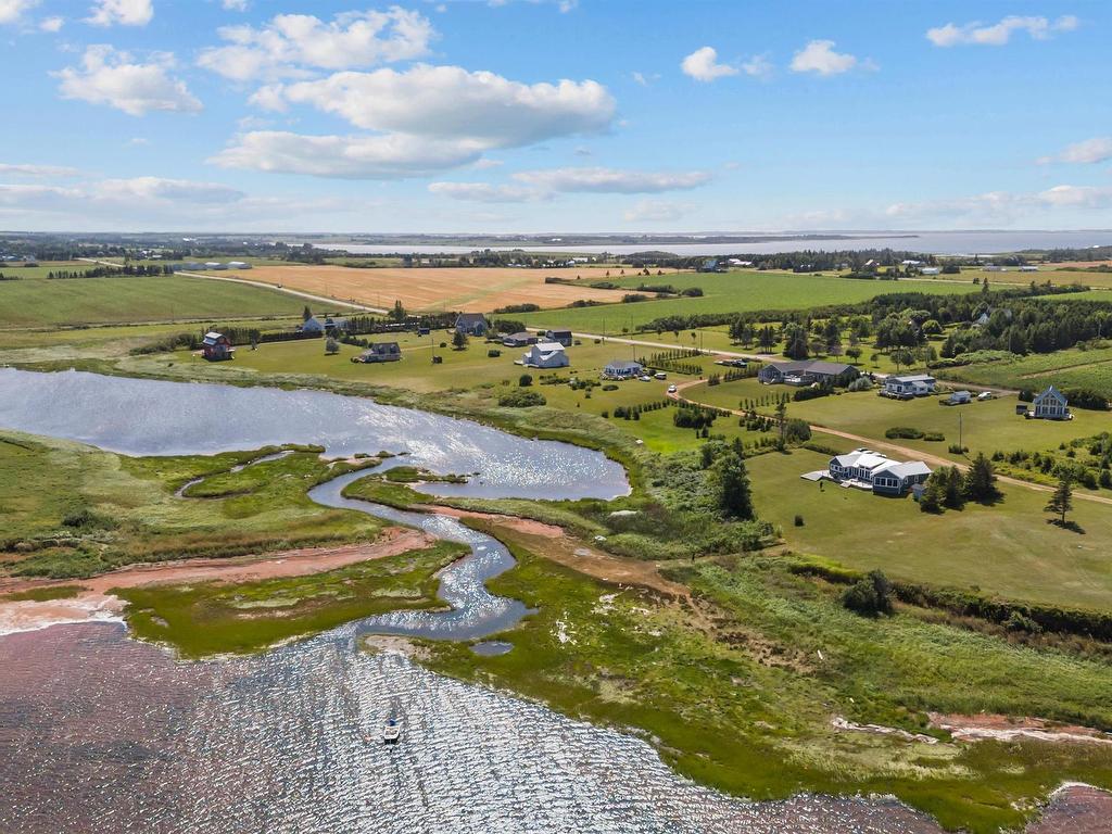 












166 Taylor Road

,
Kensington,







PE
C0B 1M0

