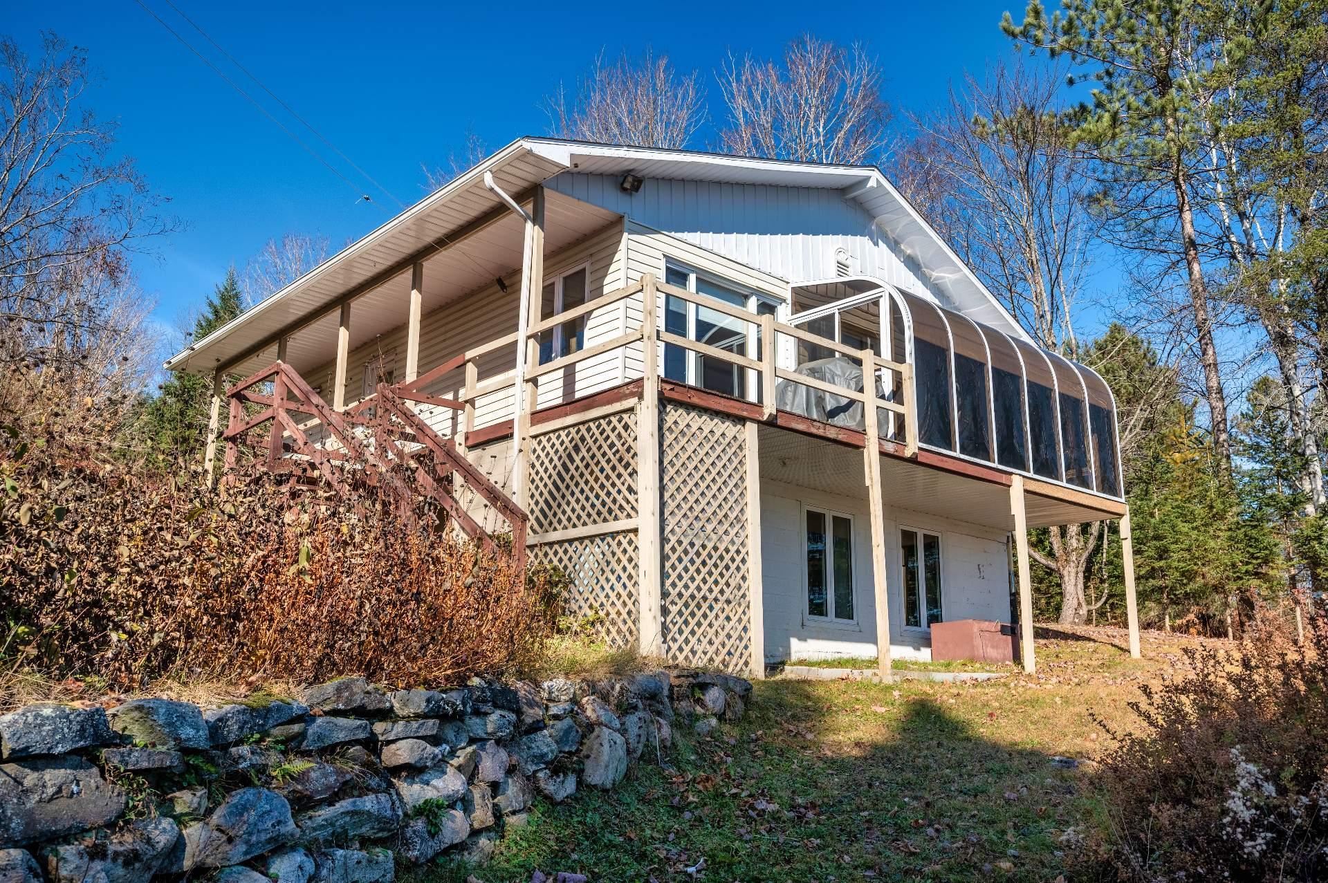 









1588


Ch. du Lac-Chaud

,
La Macaza,




QC
J0T1R0


