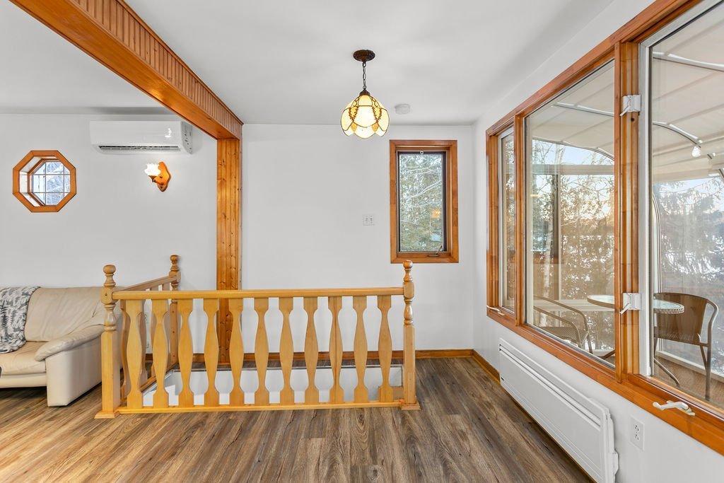 









1588


Ch. du Lac-Chaud

,
La Macaza,




QC
J0T1R0

