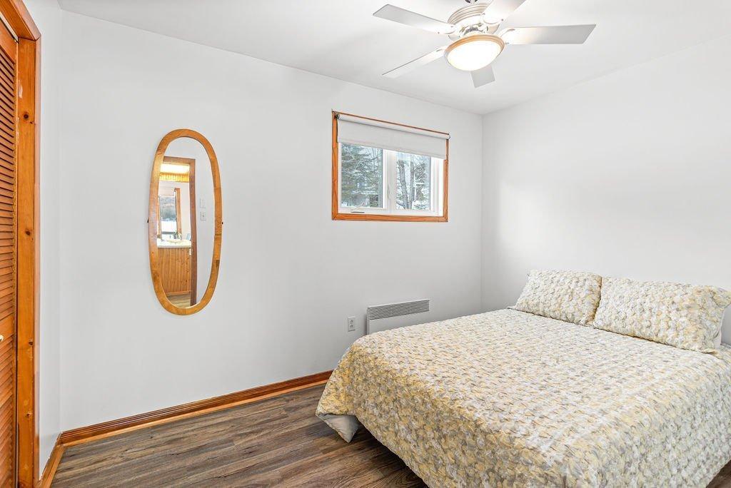 









1588


Ch. du Lac-Chaud

,
La Macaza,




QC
J0T1R0

