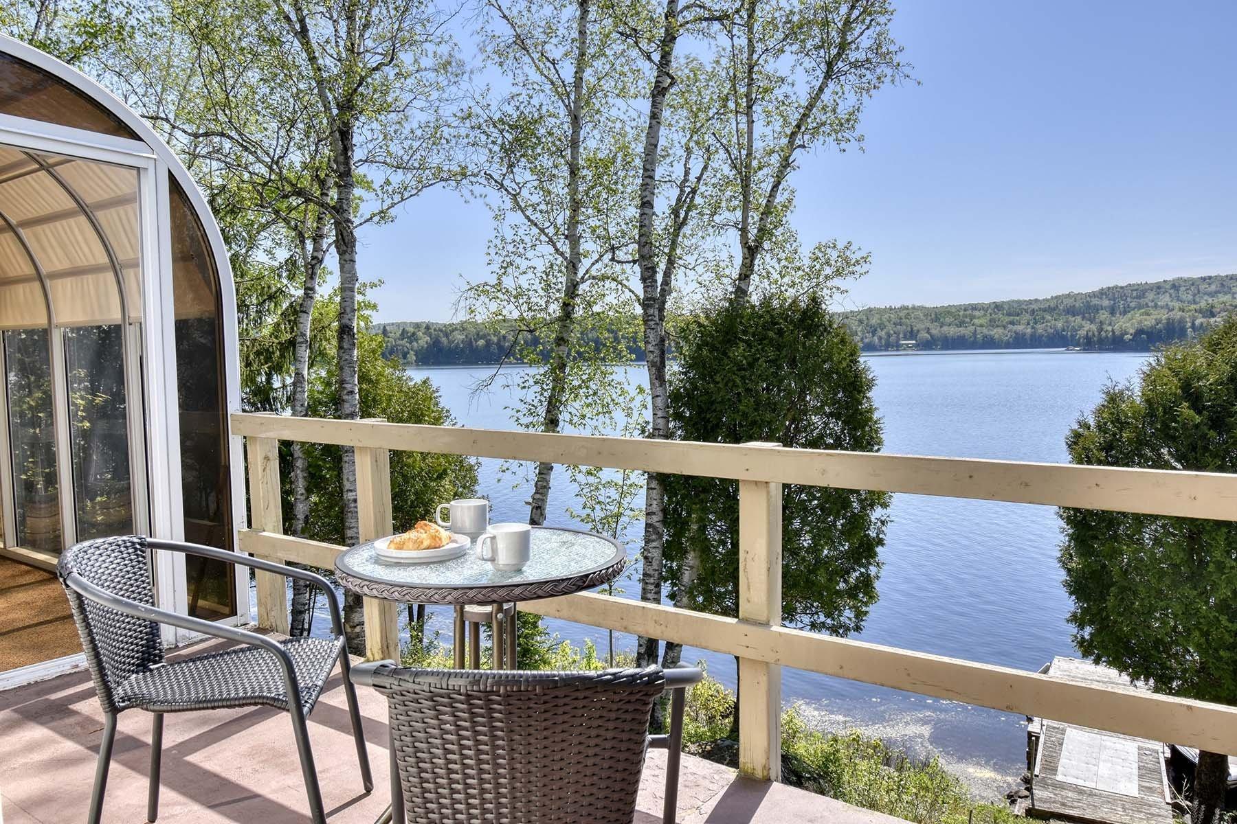 









1588


Ch. du Lac-Chaud

,
La Macaza,




QC
J0T1R0

