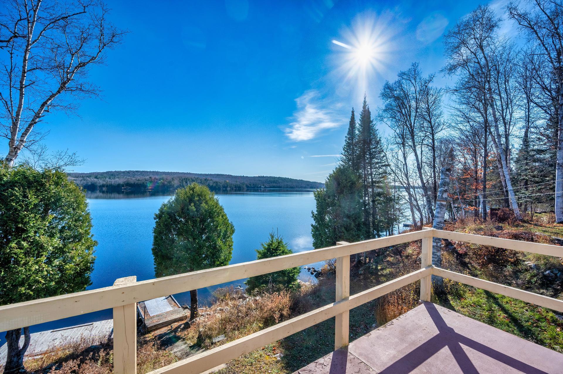 









1588


Ch. du Lac-Chaud

,
La Macaza,




QC
J0T1R0

