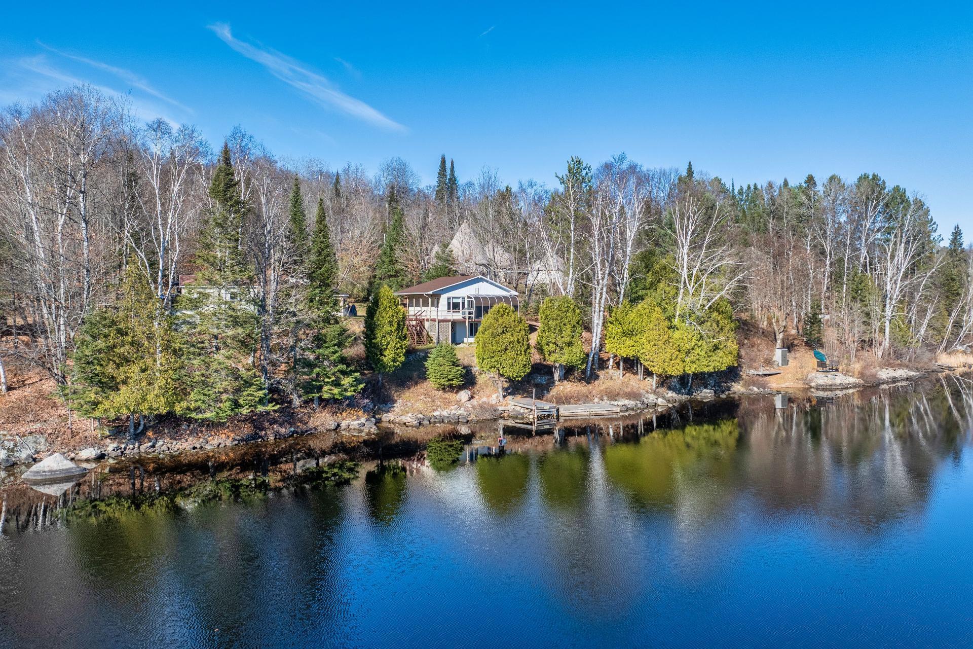 









1588


Ch. du Lac-Chaud

,
La Macaza,




QC
J0T1R0

