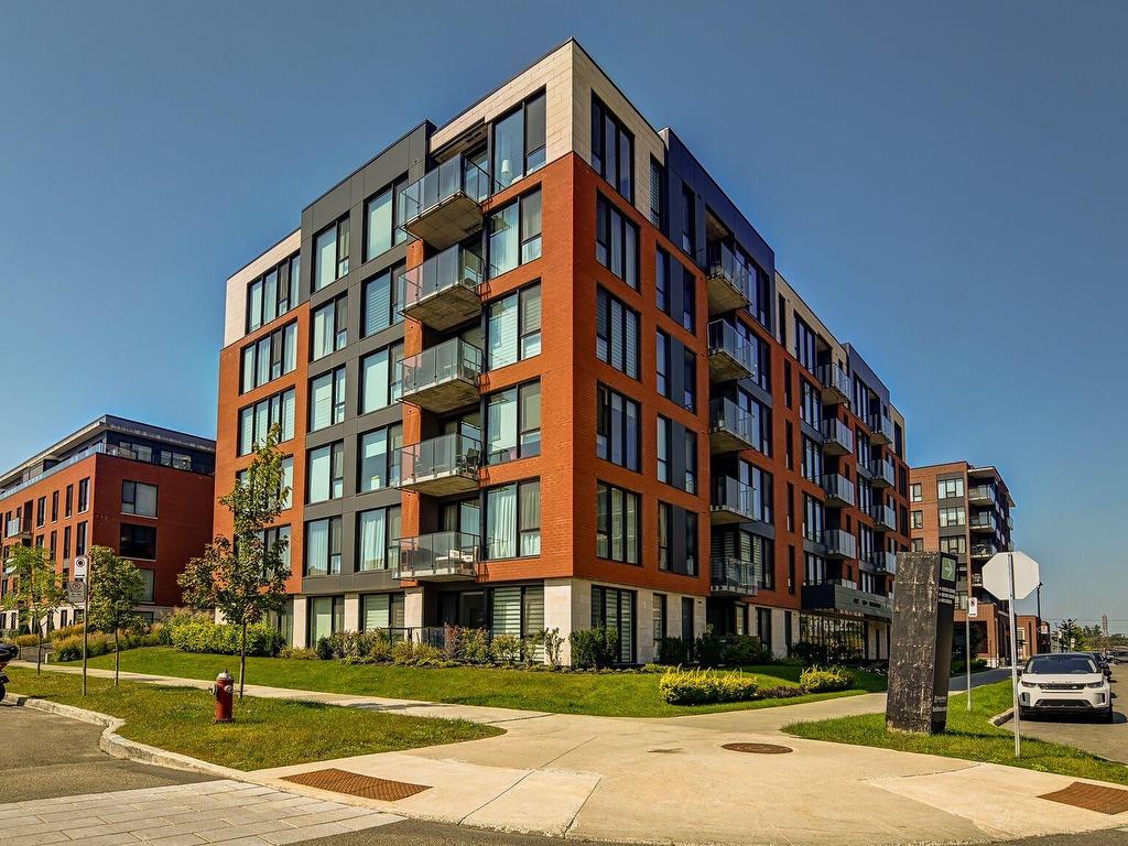 









2300


Rue Wilfrid-Reid

, 404,
Montréal (Saint-Laurent),




QC
H4R0N6


