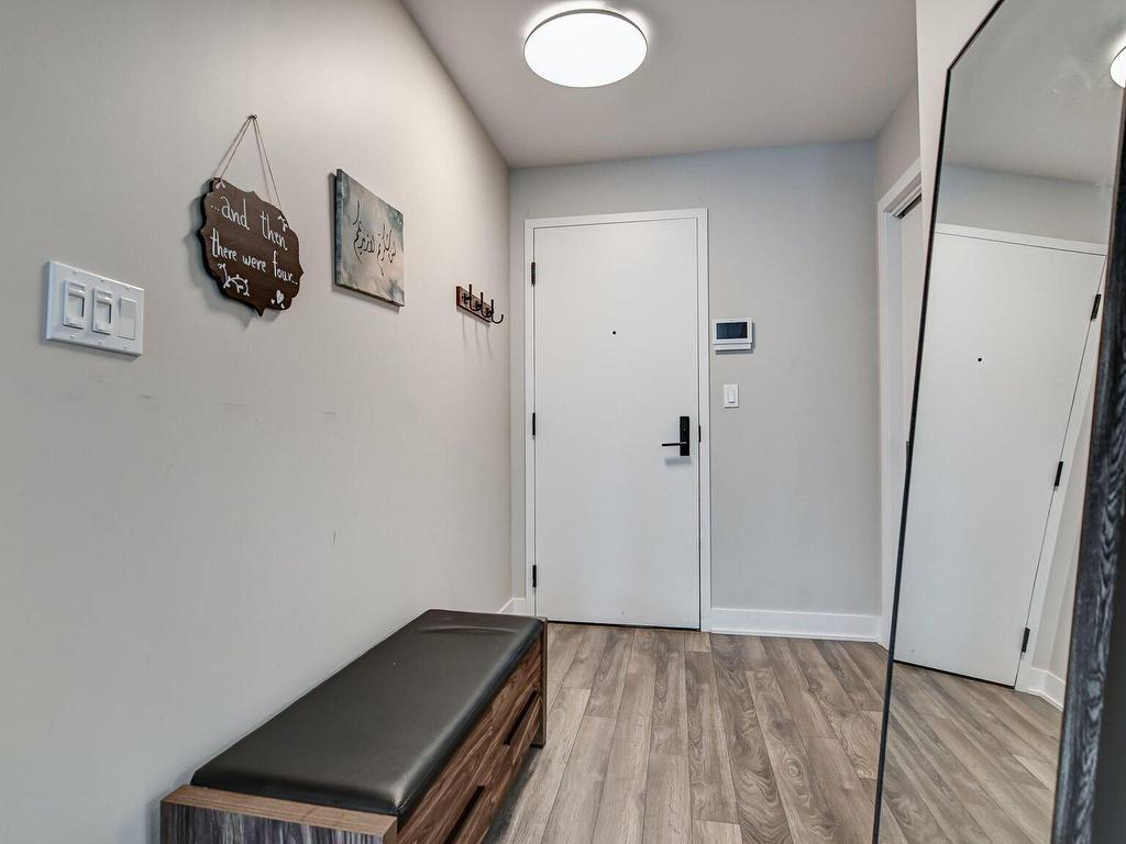 









2300


Rue Wilfrid-Reid

, 404,
Montréal (Saint-Laurent),




QC
H4R0N6


