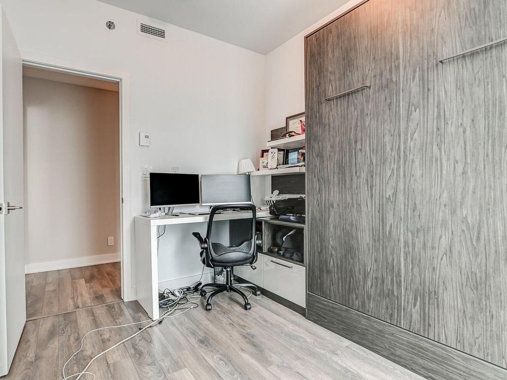 









2300


Rue Wilfrid-Reid

, 404,
Montréal (Saint-Laurent),




QC
H4R0N6

