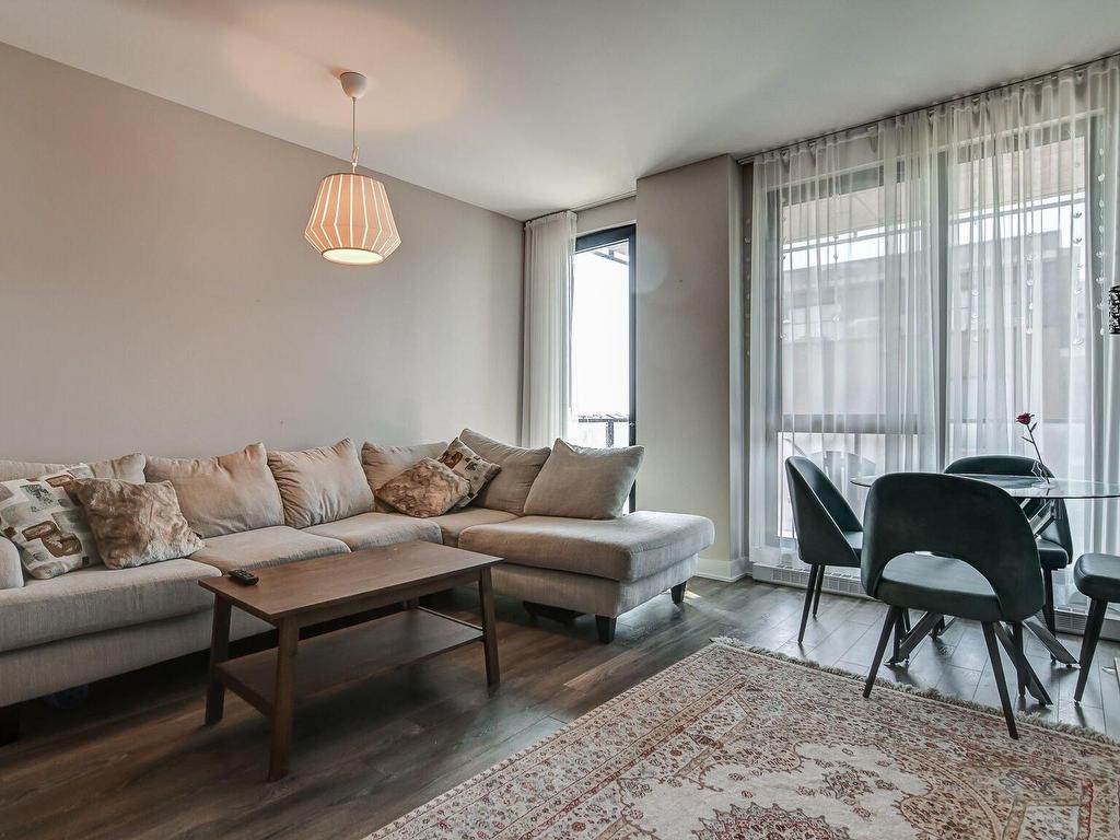 









2300


Rue Wilfrid-Reid

, 404,
Montréal (Saint-Laurent),




QC
H4R0N6

