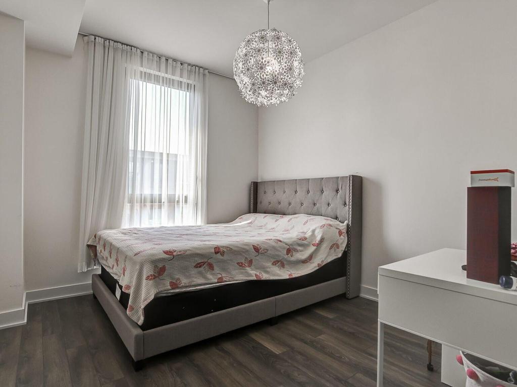 









2300


Rue Wilfrid-Reid

, 404,
Montréal (Saint-Laurent),




QC
H4R0N6

