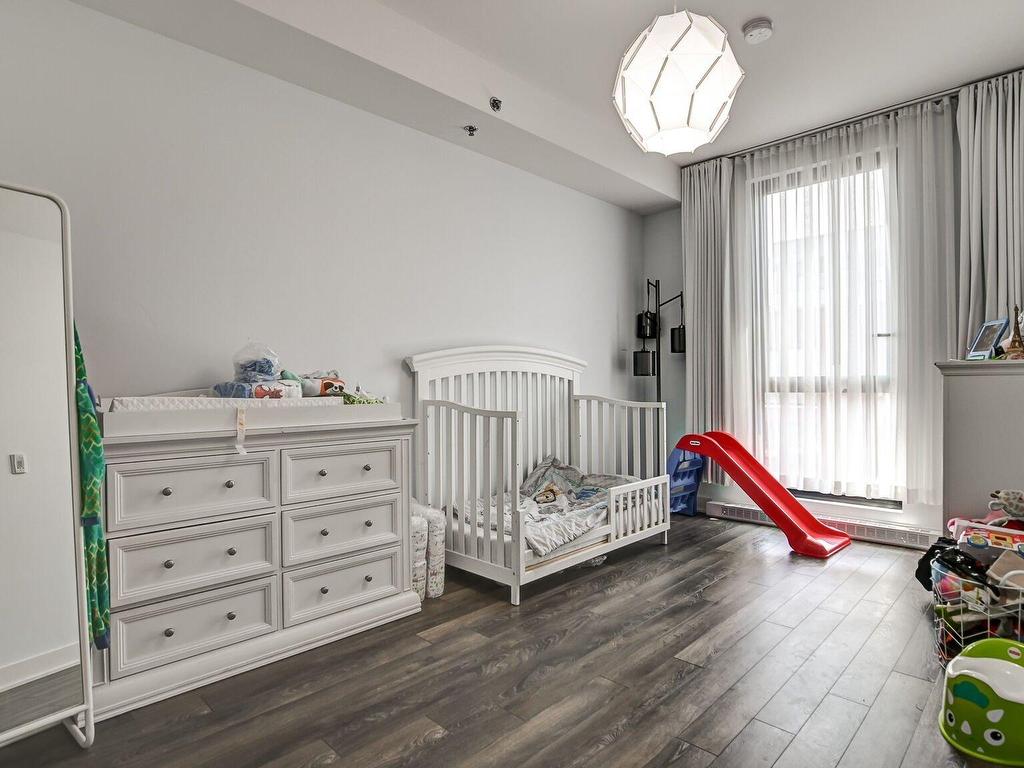 









2300


Rue Wilfrid-Reid

, 404,
Montréal (Saint-Laurent),




QC
H4R0N6

