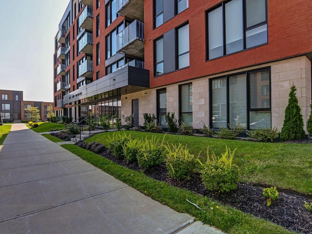 









2300


Rue Wilfrid-Reid

, 404,
Montréal (Saint-Laurent),




QC
H4R0N6

