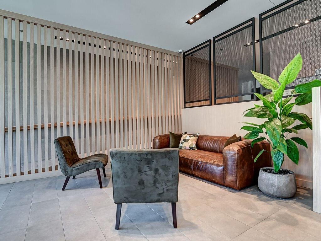 









2300


Rue Wilfrid-Reid

, 404,
Montréal (Saint-Laurent),




QC
H4R0N6

