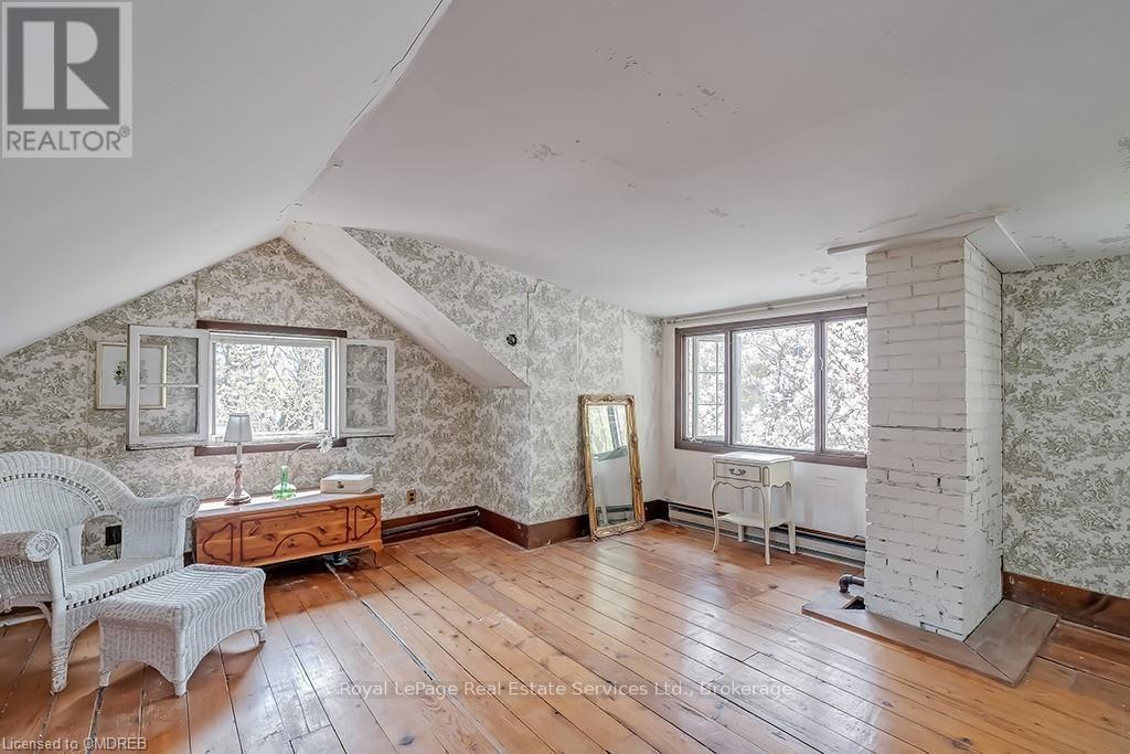 












200 WILLIAM STREET

,
Oakville (OO Old Oakville),




Ontario
L6J1C7

