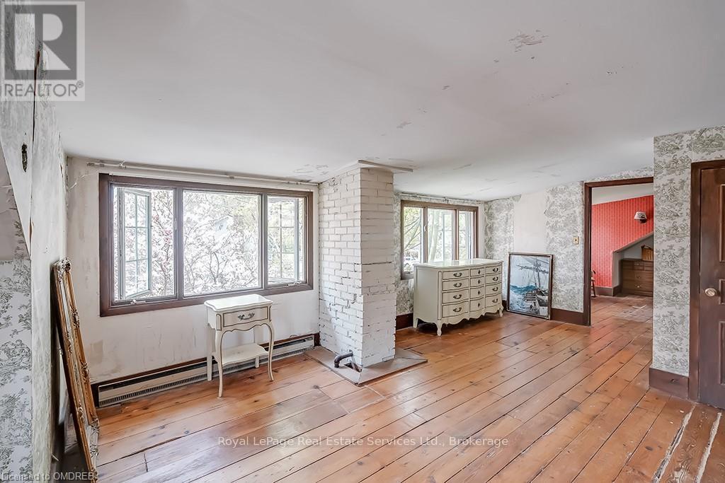 












200 WILLIAM STREET

,
Oakville (OO Old Oakville),




Ontario
L6J1C7

