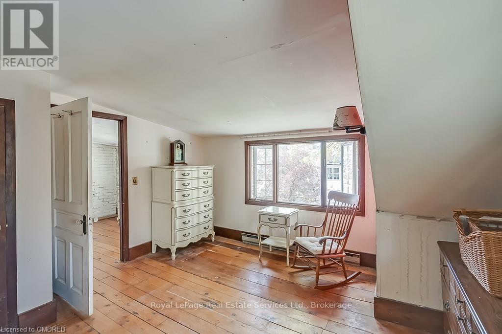 












200 WILLIAM STREET

,
Oakville (OO Old Oakville),




Ontario
L6J1C7

