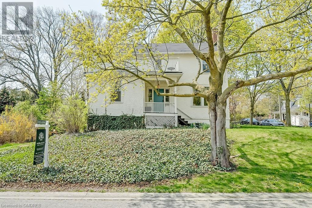 












200 WILLIAM STREET

,
Oakville (OO Old Oakville),




Ontario
L6J1C7

