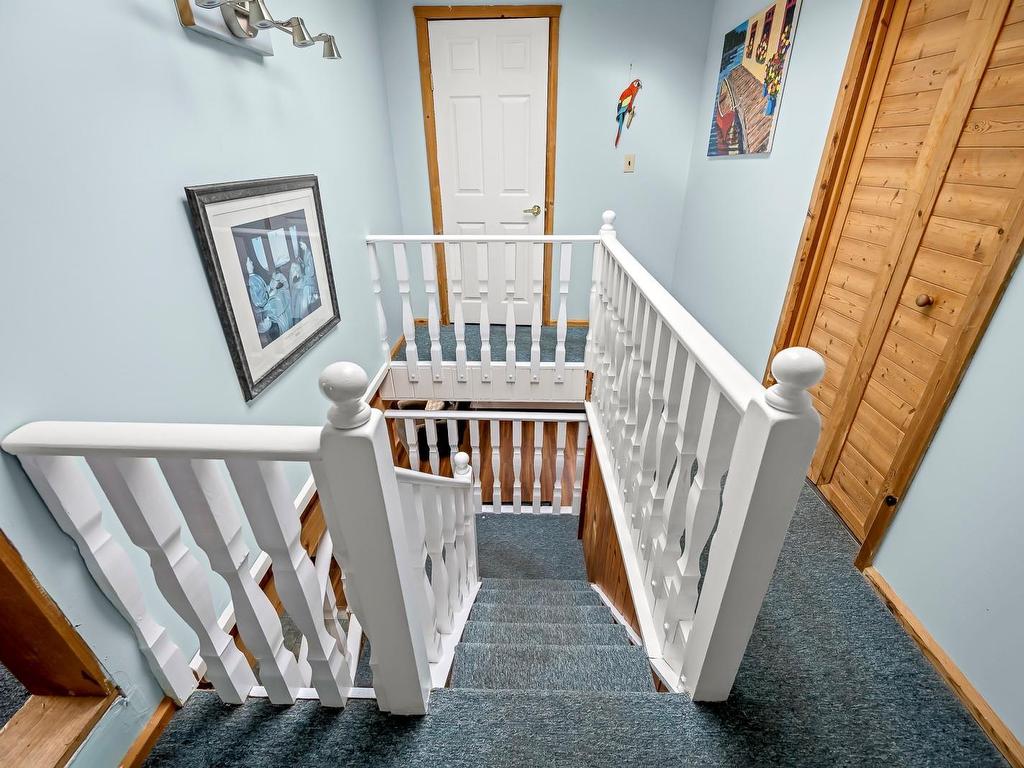 









915


Mount

Rd,
Hornby Island,




BC
V0R 1Z0

