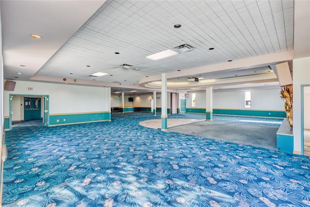 









268


King

ST,
Winnipeg,




MB
R3B 1J5

