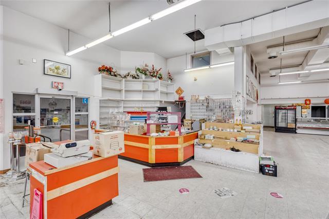 









268


King

ST,
Winnipeg,




MB
R3B 1J5

