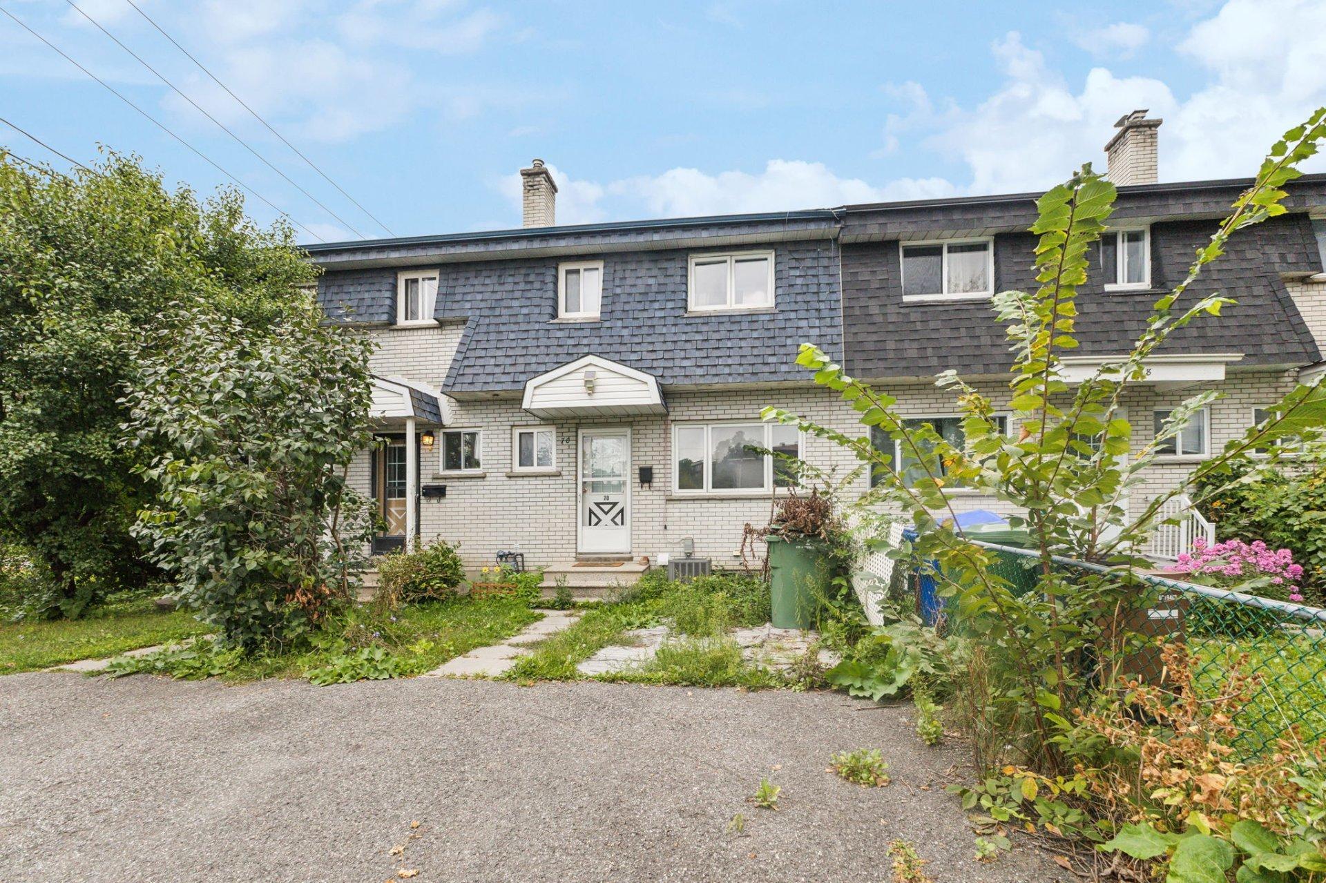 









70


Rue Daniel-Johnson

,
Gatineau (Hull),




QC
J8Z1S3


