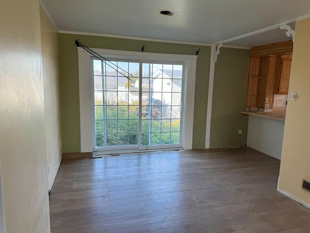 









46


Rue de la Baie-d'Ungava

,
Sept-Îles,




QC
G0G2B0

