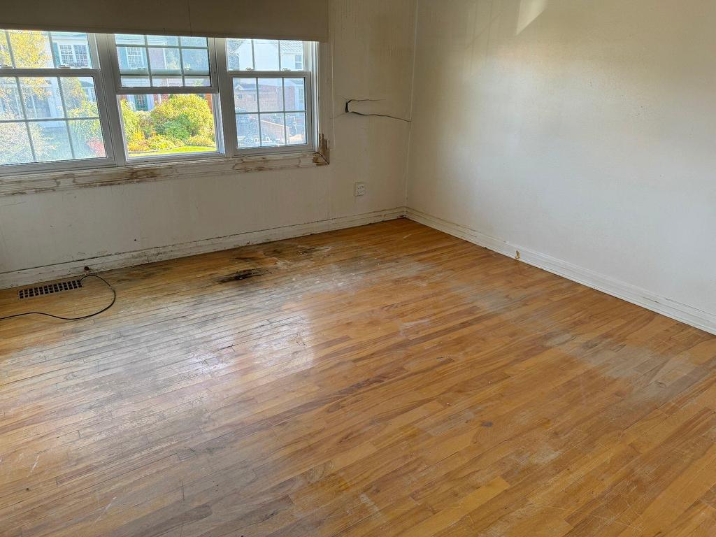 









46


Rue de la Baie-d'Ungava

,
Sept-Îles,




QC
G0G2B0


