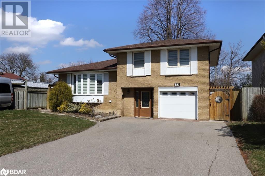 












32 CONISTON Avenue

,
Brampton,




Ontario
L6X2H4

