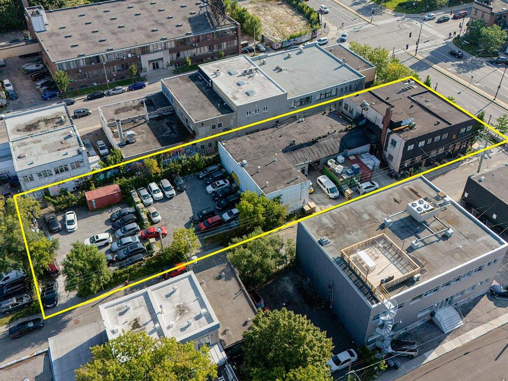 









5425

 - 5447


Rue Chapleau

,
Montréal (Rosemont/La Petite-Patrie),




QC
H2G2E3

