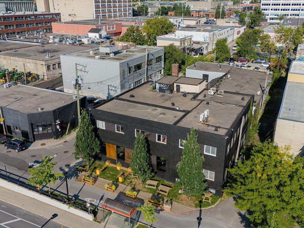 









5425

 - 5447


Rue Chapleau

,
Montréal (Rosemont/La Petite-Patrie),




QC
H2G2E3

