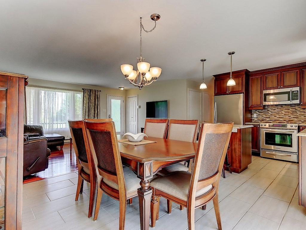 









158


Rue Chalifoux

,
Saint-Jean-sur-Richelieu,




QC
J2Y1G5

