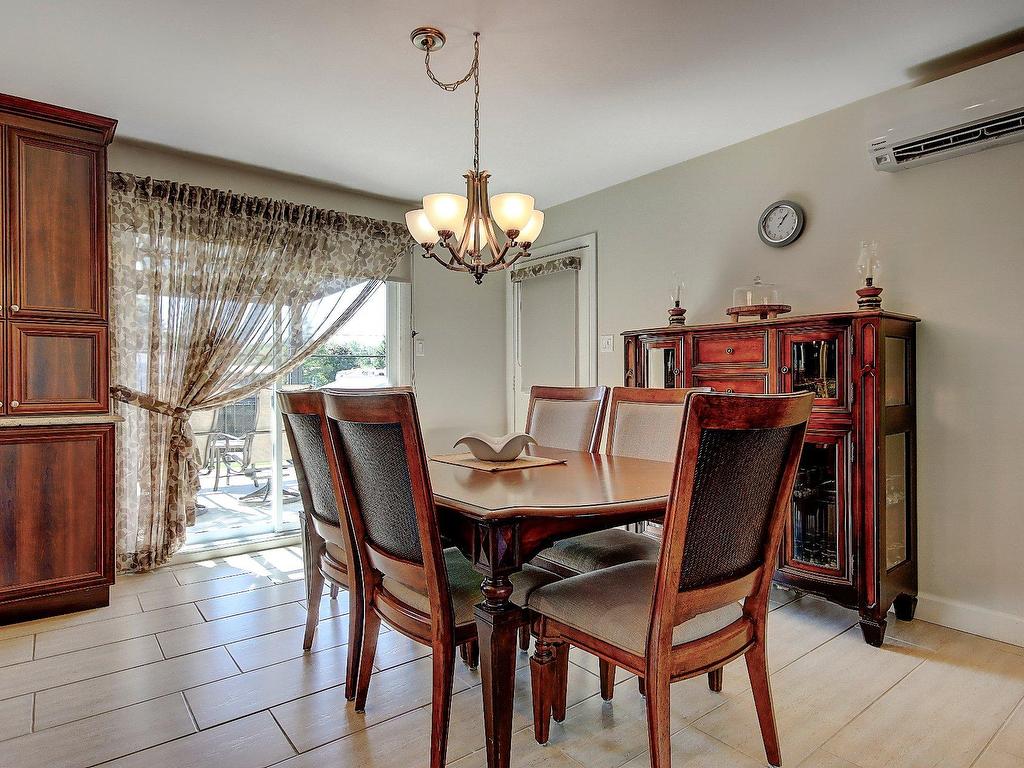 









158


Rue Chalifoux

,
Saint-Jean-sur-Richelieu,




QC
J2Y1G5

