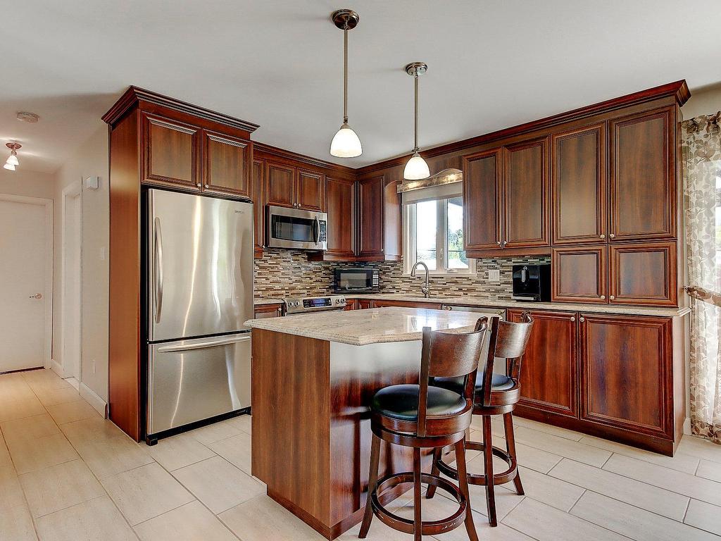 









158


Rue Chalifoux

,
Saint-Jean-sur-Richelieu,




QC
J2Y1G5

