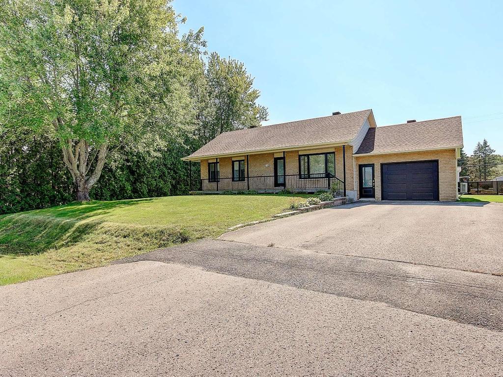 









158


Rue Chalifoux

,
Saint-Jean-sur-Richelieu,




QC
J2Y1G5

