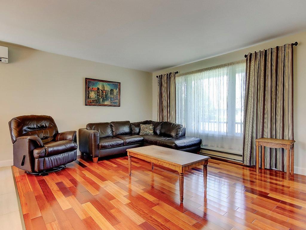 









158


Rue Chalifoux

,
Saint-Jean-sur-Richelieu,




QC
J2Y1G5

