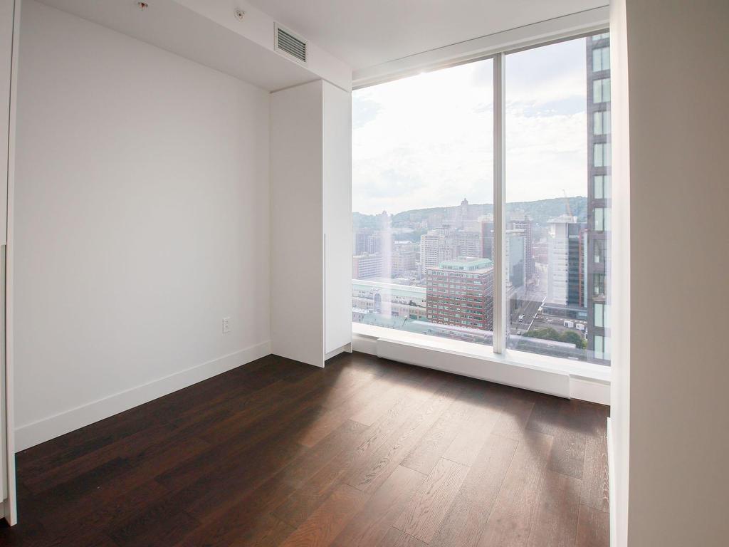 









1500


Boul. René-Lévesque O.

, 2514,
Montréal (Ville-Marie),




QC
H3G0H6

