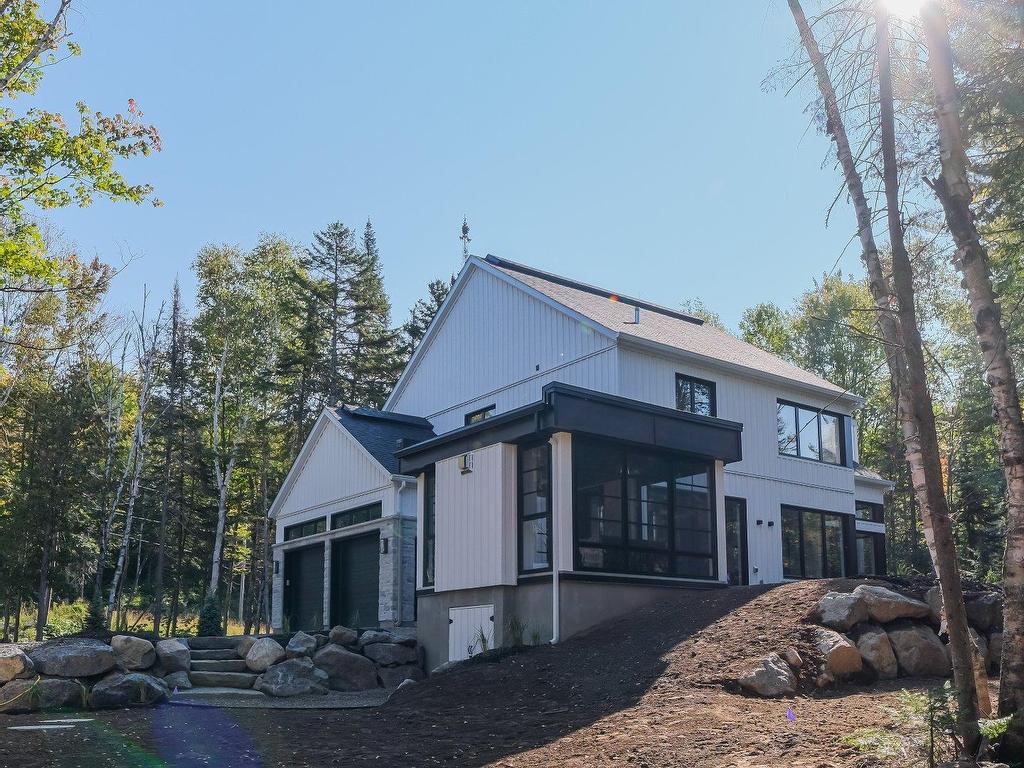 









3205


Rue du Chinook

,
Sainte-Adèle,




QC
J8B0L3

