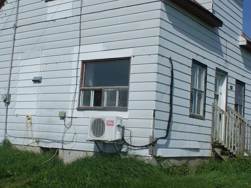









1990


Route des Rivières

,
Saint-Lucien,




QC
J0C1N0

