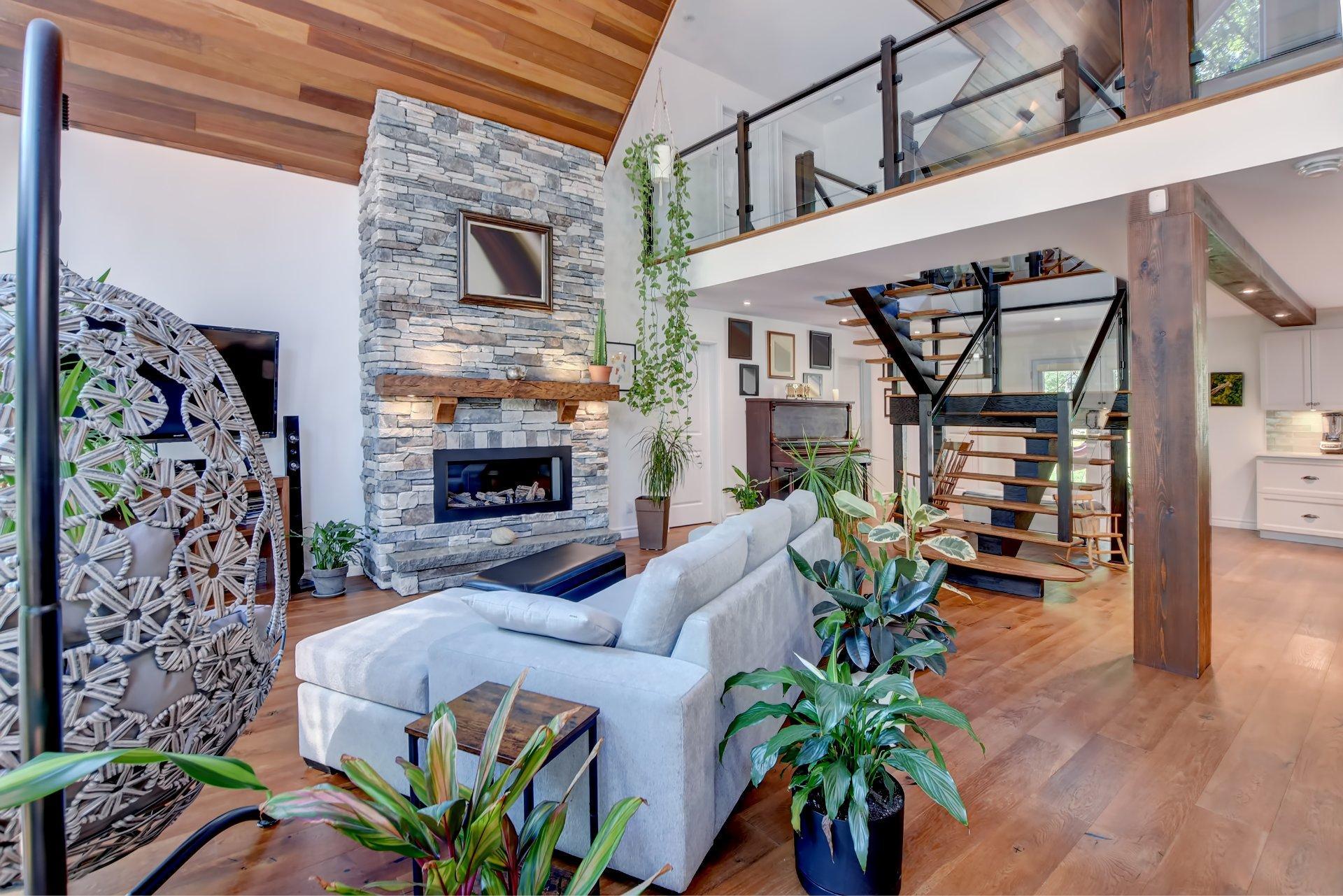 









2647


Ch. McGill

,
Sainte-Julienne,




QC
J0K2T0

