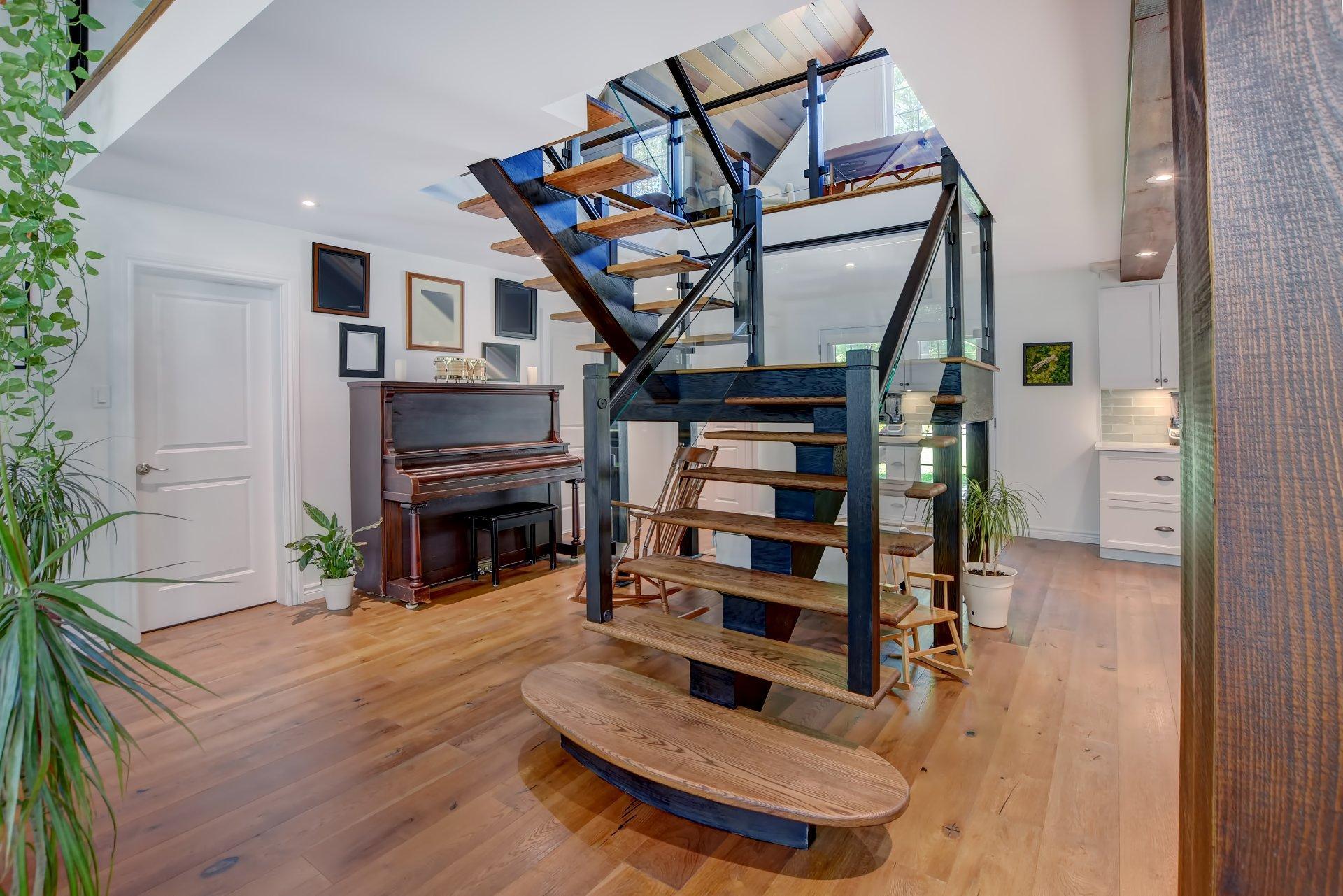 









2647


Ch. McGill

,
Sainte-Julienne,




QC
J0K2T0

