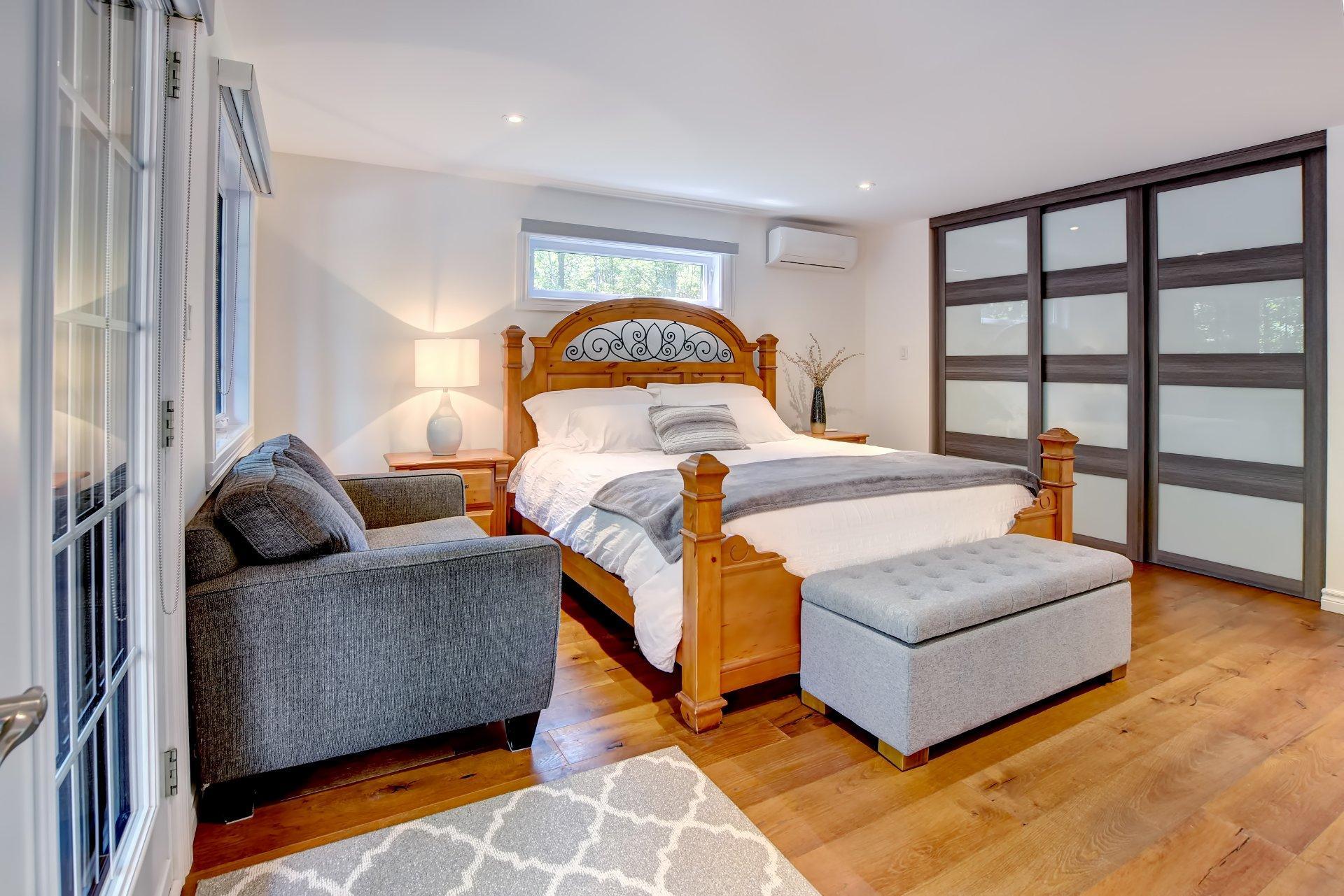 









2647


Ch. McGill

,
Sainte-Julienne,




QC
J0K2T0

