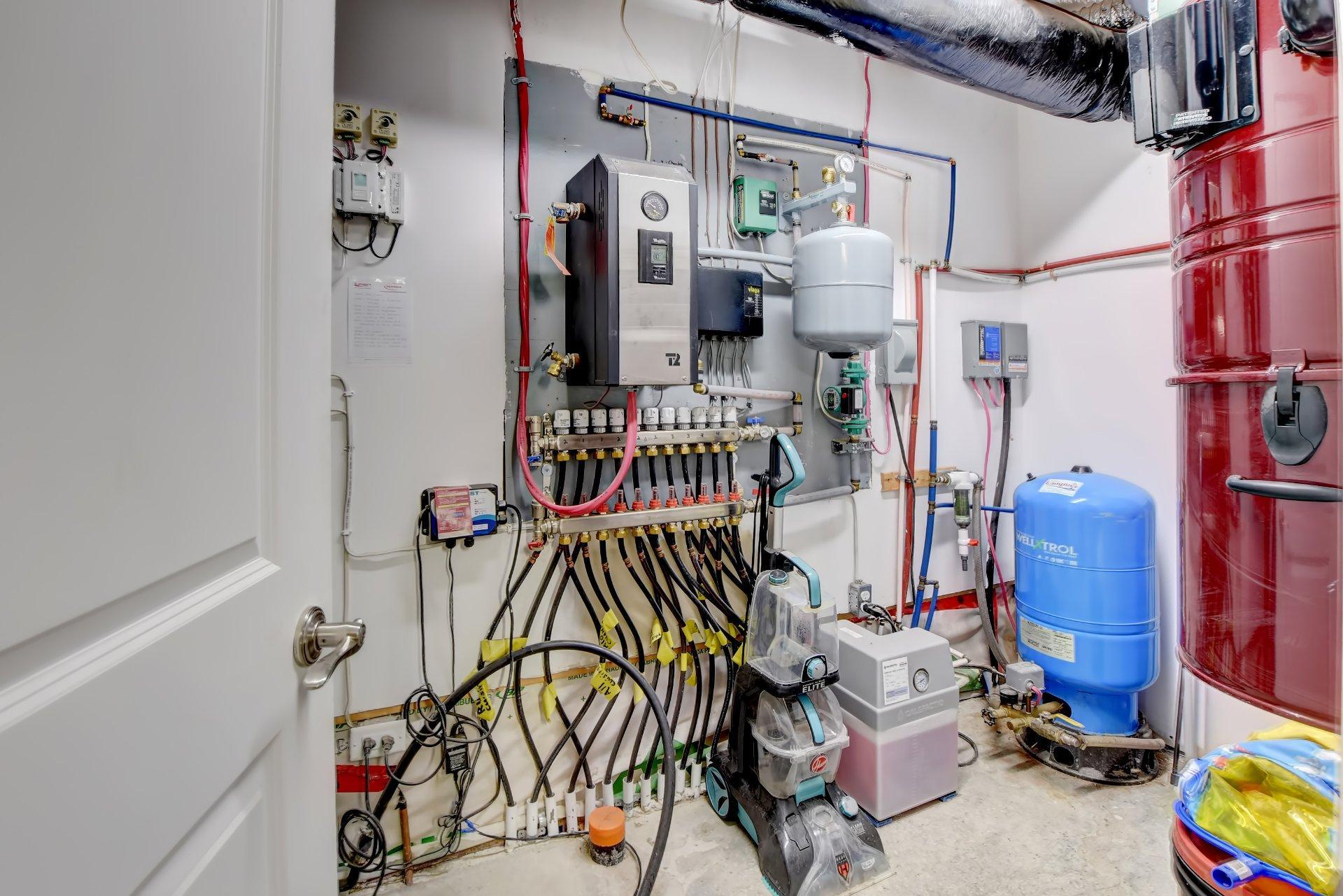 









2647


Ch. McGill

,
Sainte-Julienne,




QC
J0K2T0

