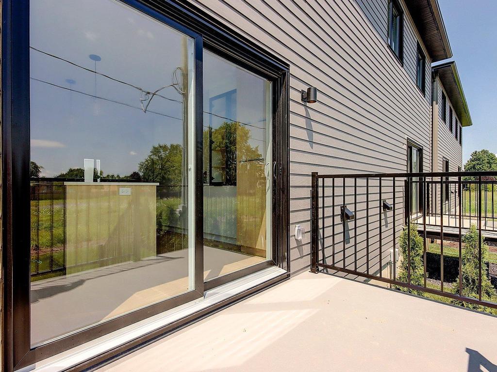 









926


Rue Pierre-Gauthier

,
Chambly,




QC
J3L8H4

